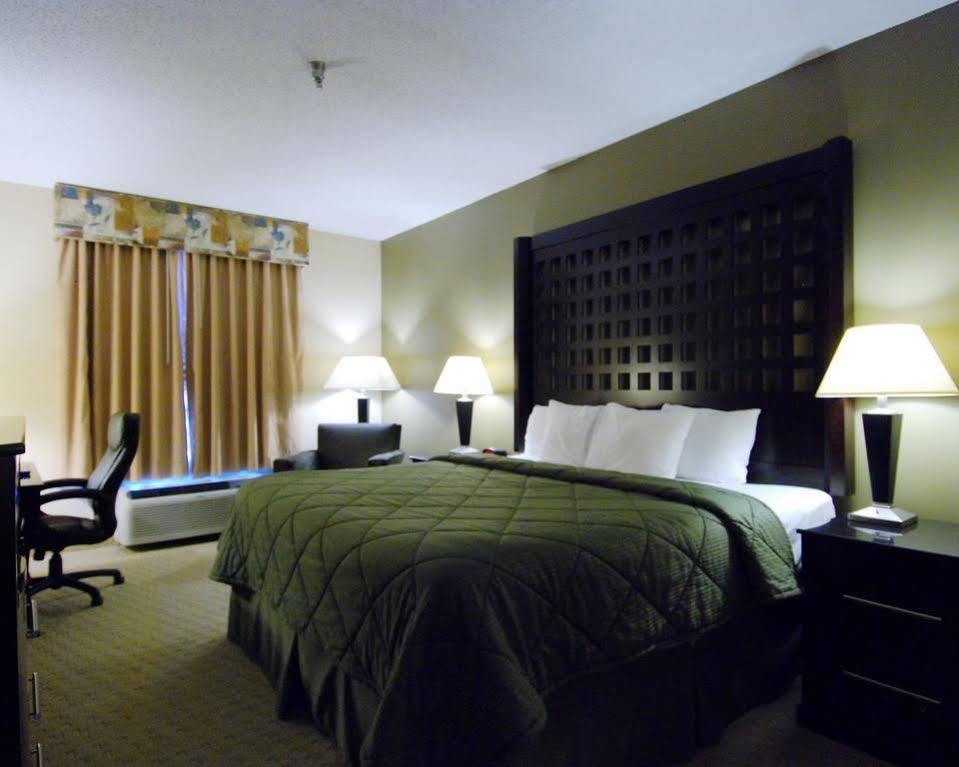 Quality & Hotel 2*